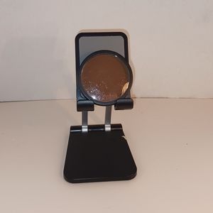 Glo Skin Beauty Pressed Base, Cocoa Medium, NWOT